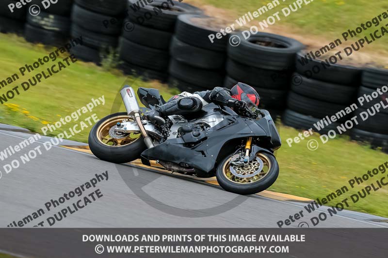 PJM Photography;anglesey no limits trackday;anglesey photographs;anglesey trackday photographs;enduro digital images;event digital images;eventdigitalimages;no limits trackdays;peter wileman photography;racing digital images;trac mon;trackday digital images;trackday photos;ty croes